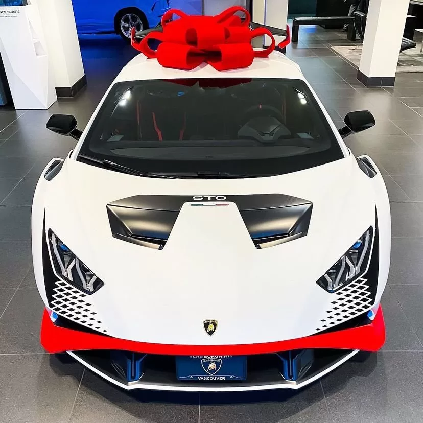 Chef Chioma’s Lamborghini Huracan STO
