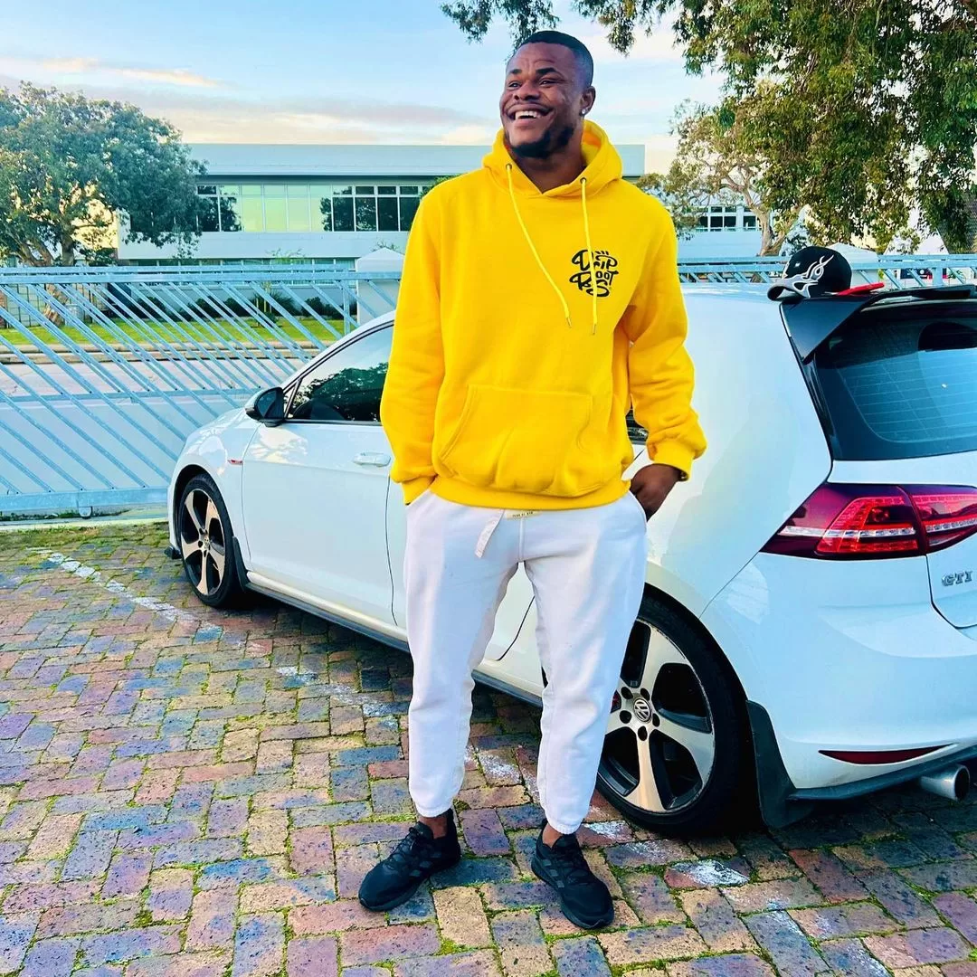 Stanley Nwabali's cars