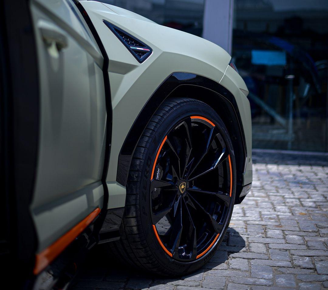 Zlatan Ibile’s Lamborghini Urus