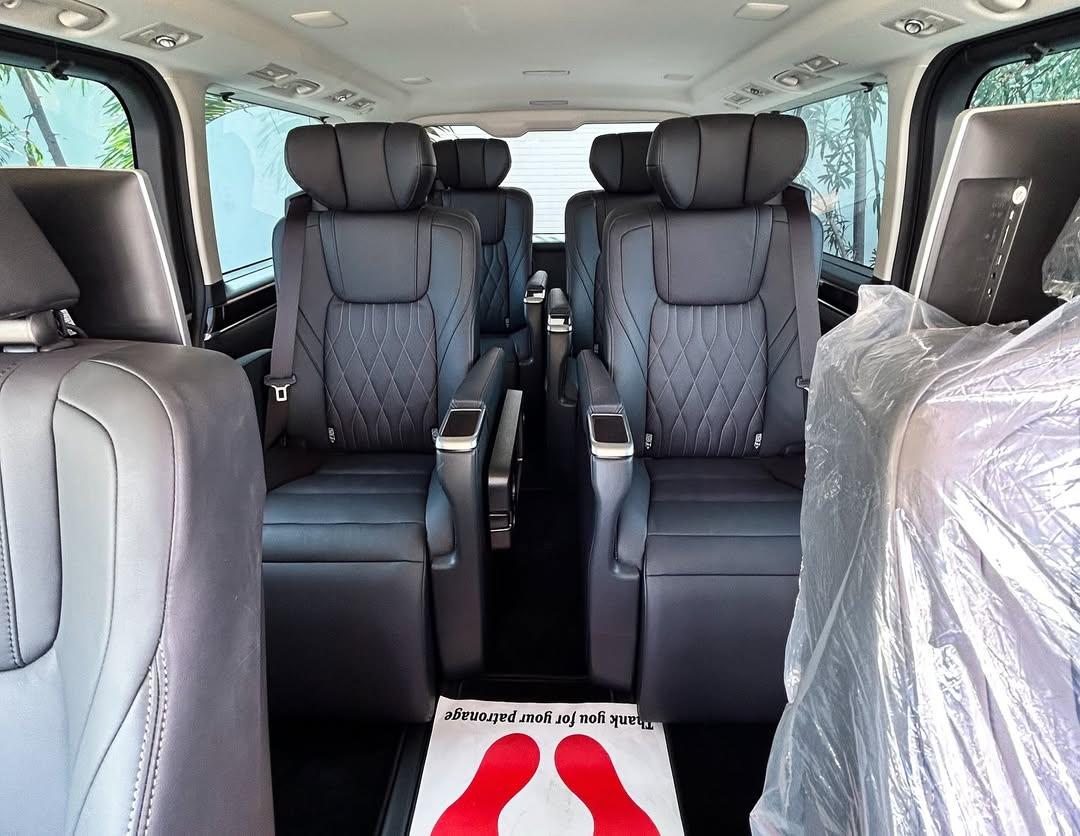 Interior design of the 2025 Toyota Granvia