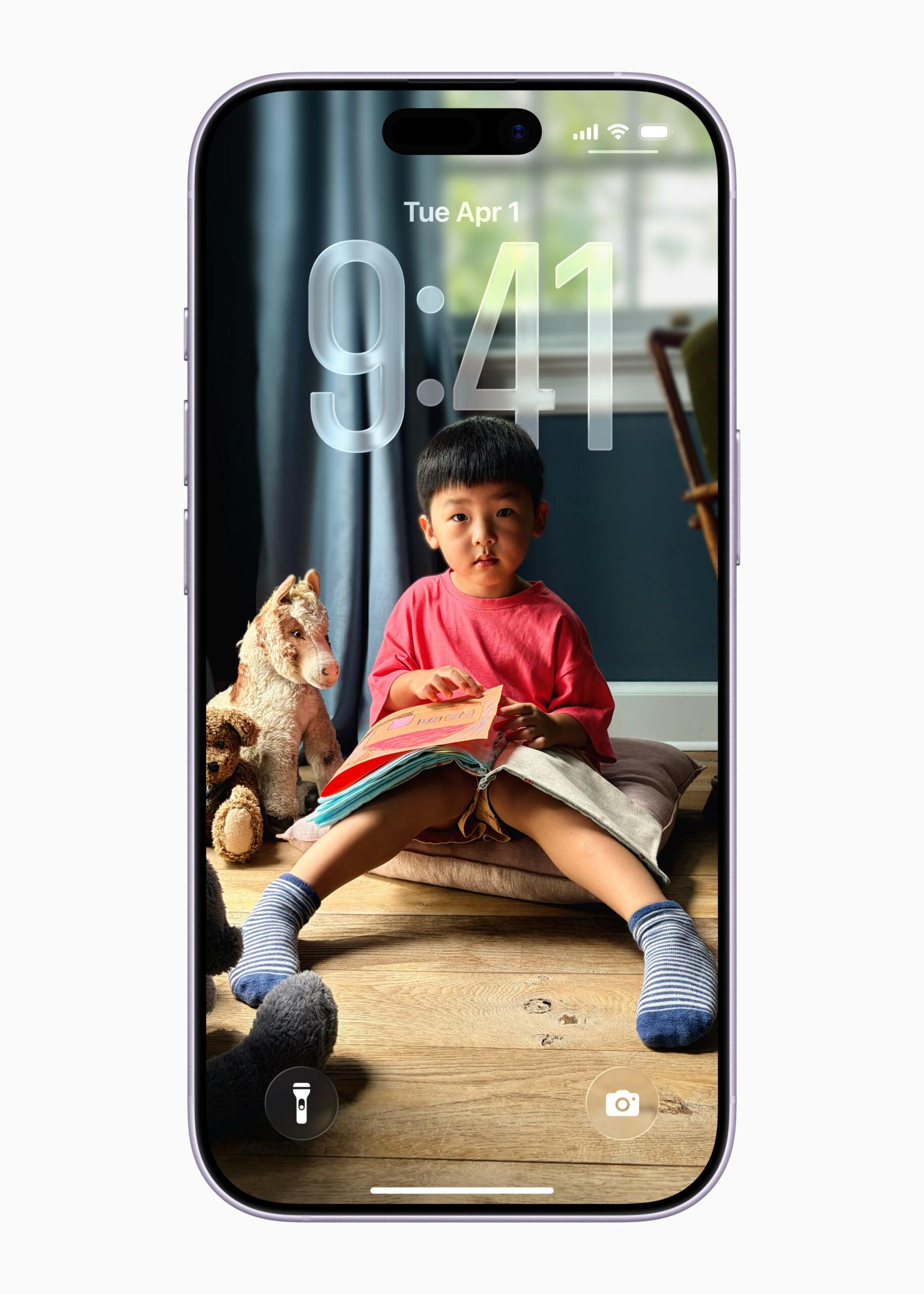 iOS 26 with New Apple Intelligence Capabilities