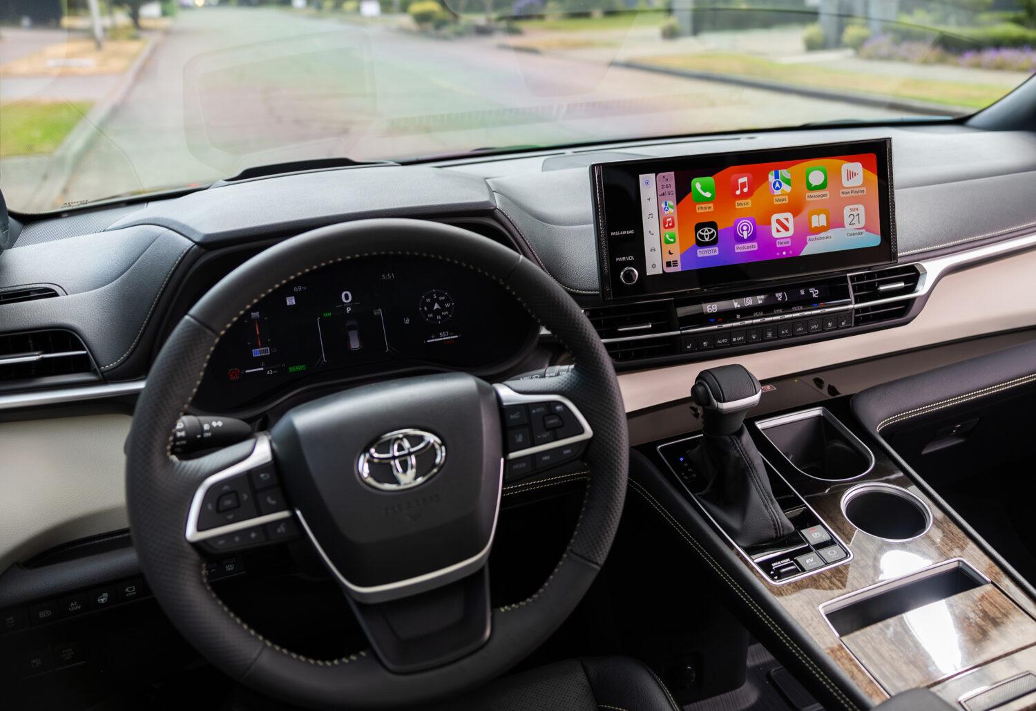 Entertainment on the 2026 Toyota Sienna
