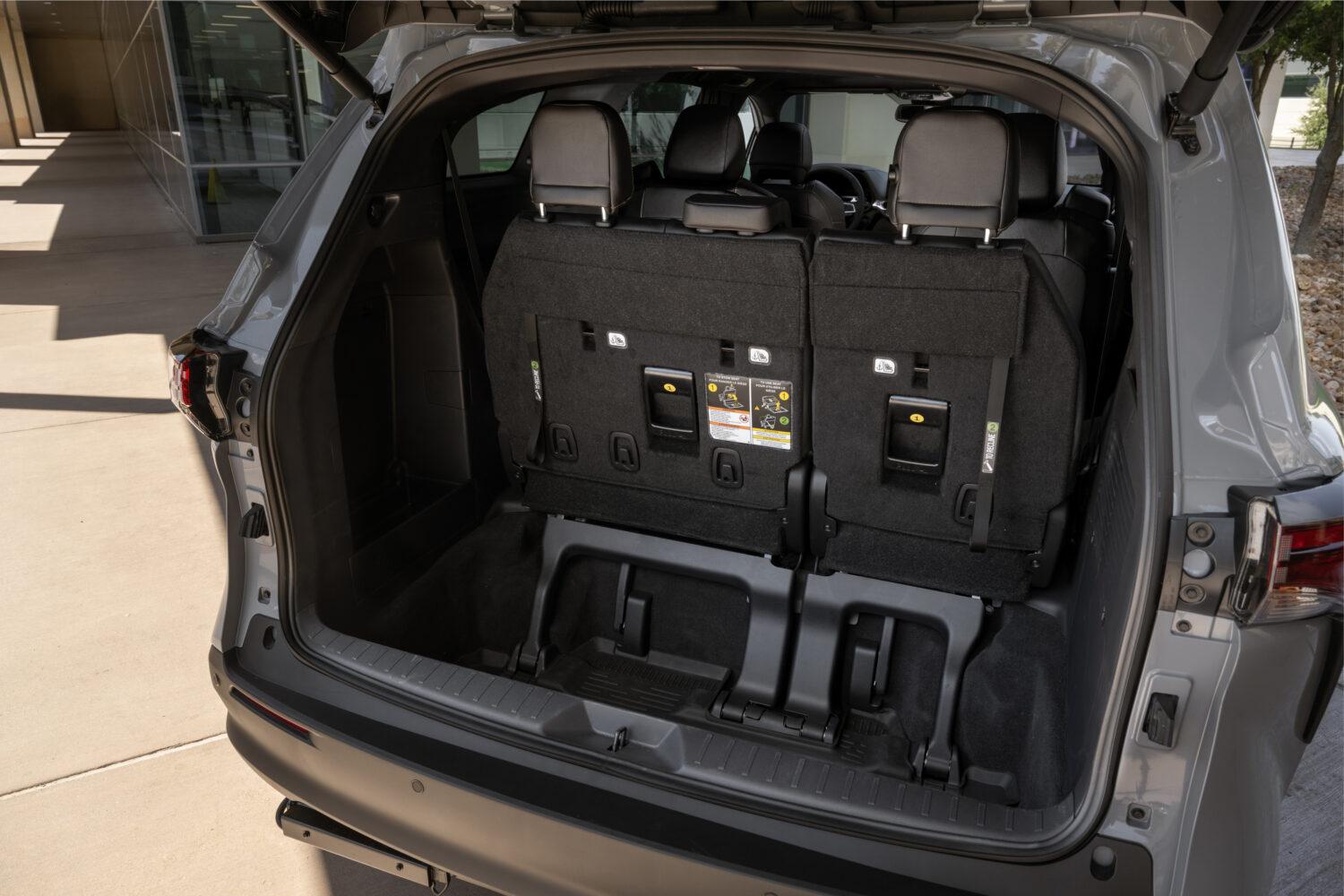 Interior design of the 2026 Sienna