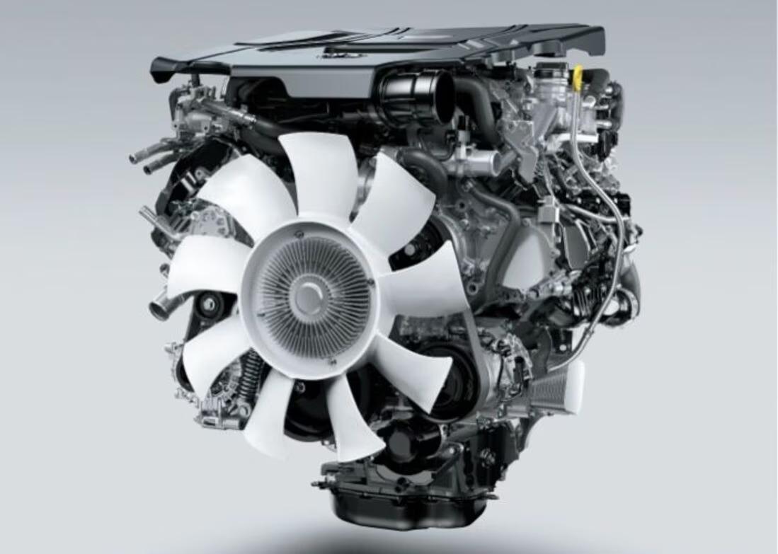 The 3.5-liter twin-turbocharged V6 engine on VeryDarkMan's 2025 Toyota Land Cruiser VXR