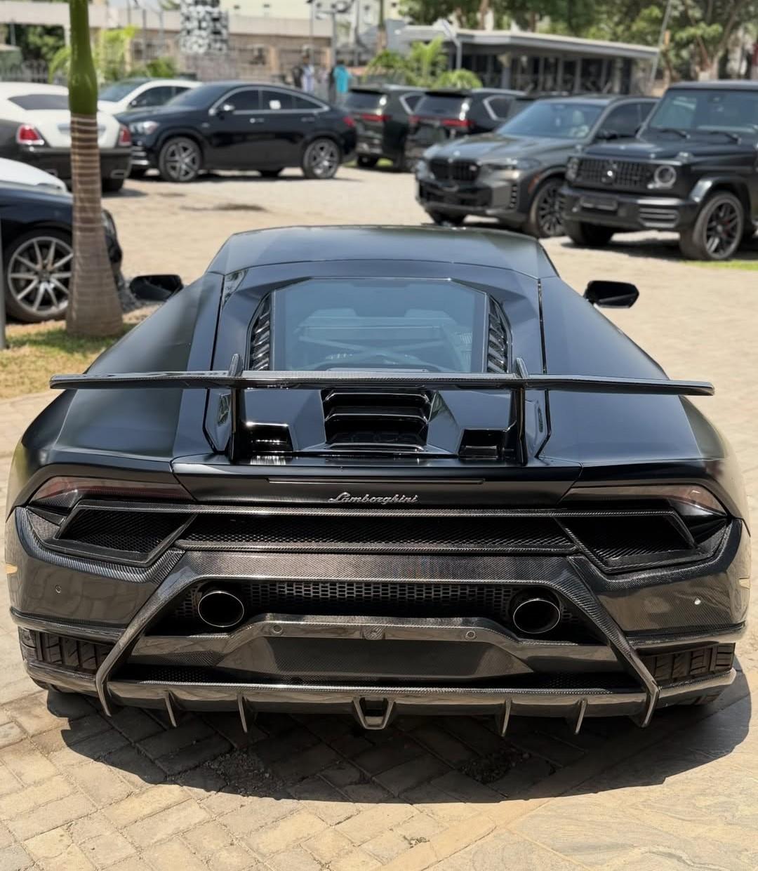 Shallipopi's Lamborghini Huracan