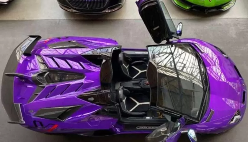 Burna Boy's Lamborghini Aventador