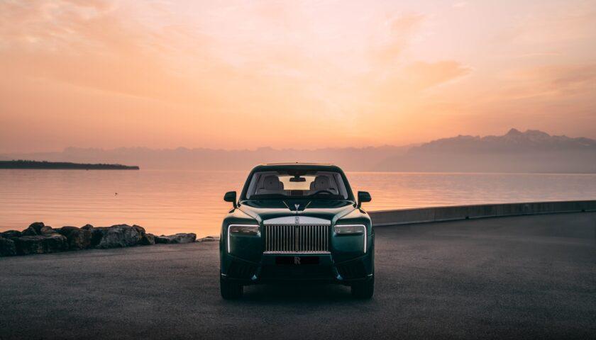 A Rolls-Royce Cullinan 