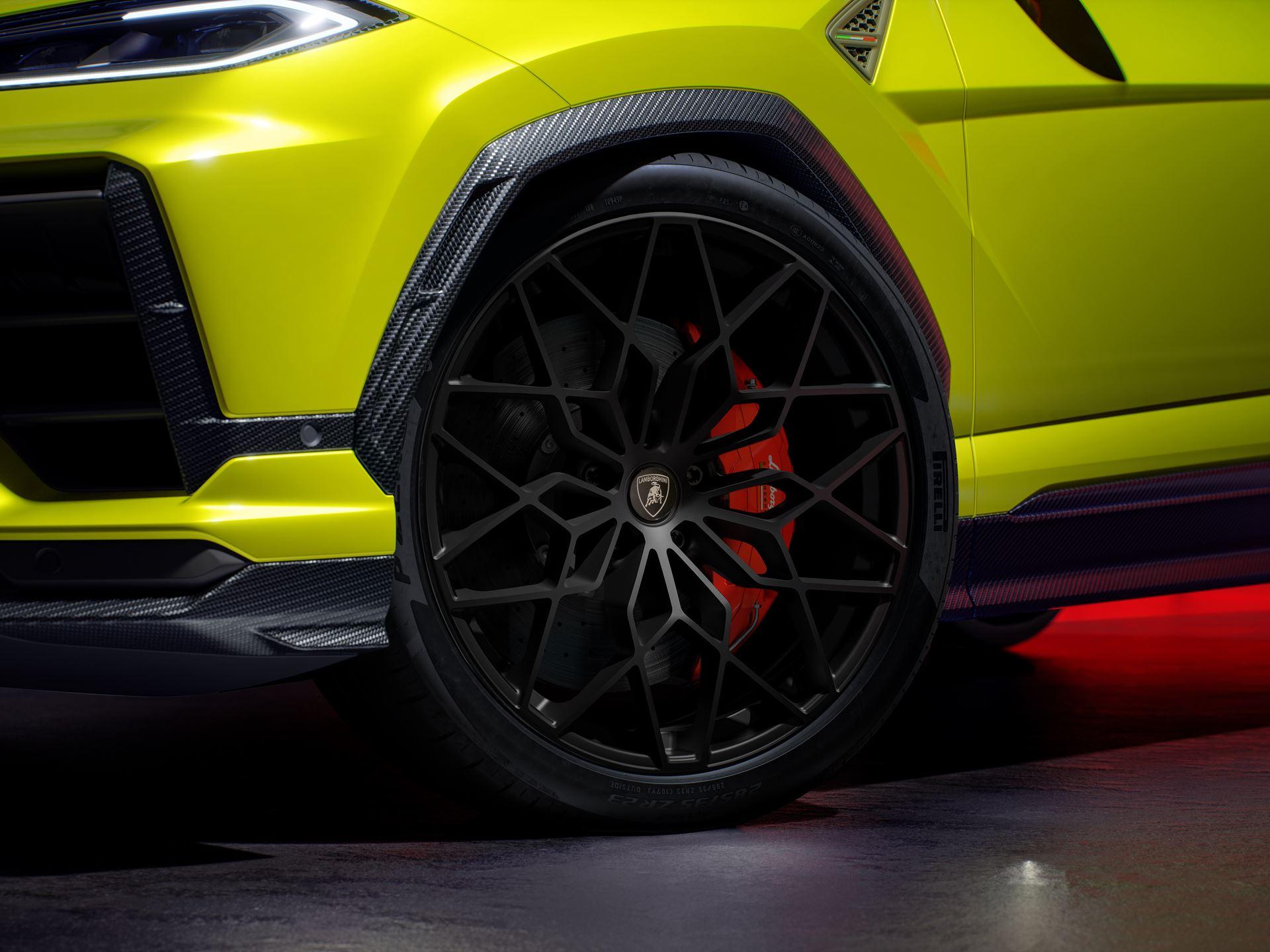 Wheels and tires of the new SUV