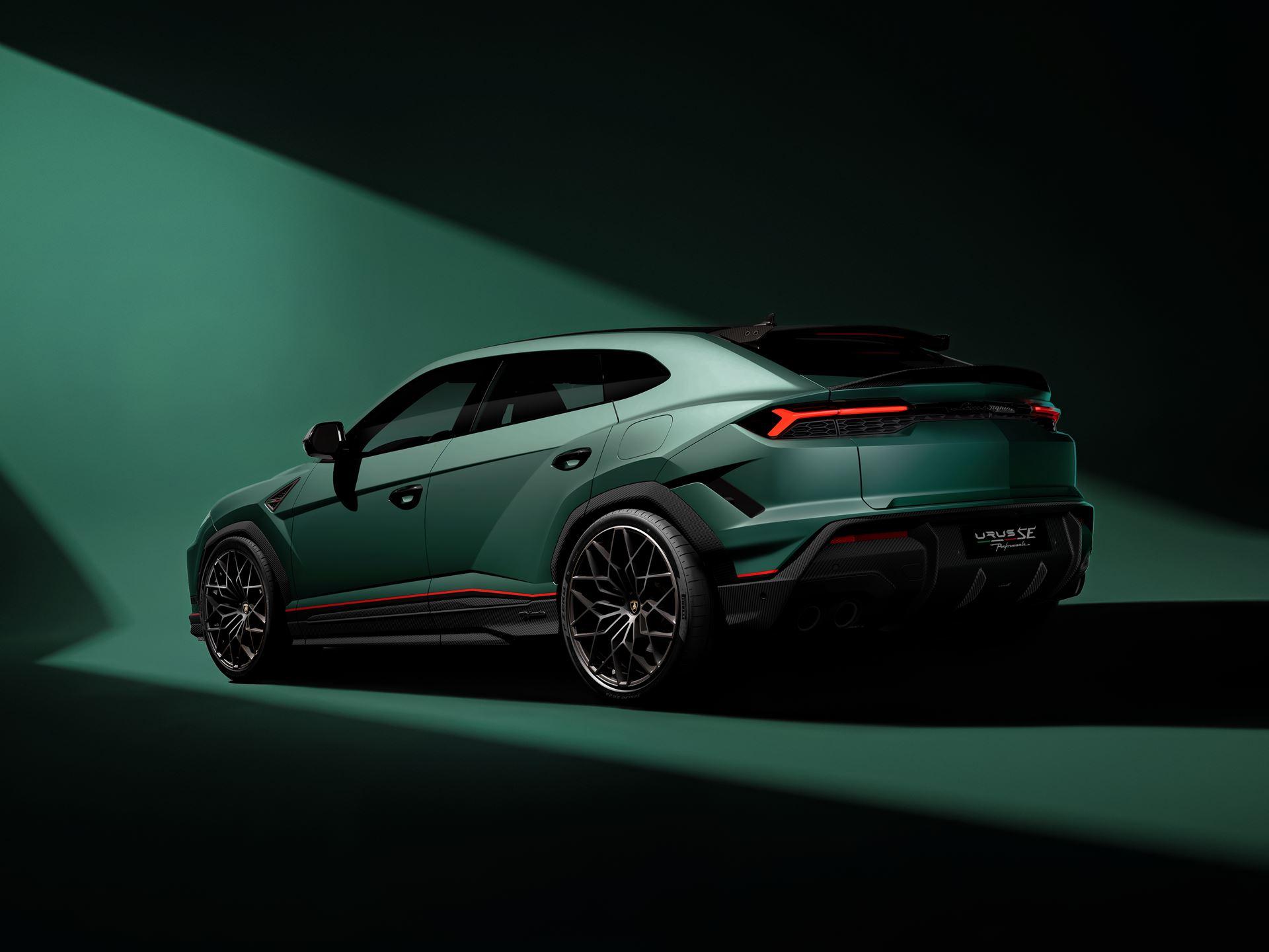 Refined aerodynamics on the new Urus SE Performante
