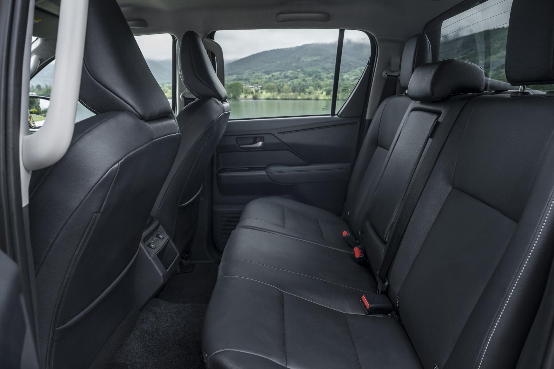 Rear seat configuration of the new Hilux